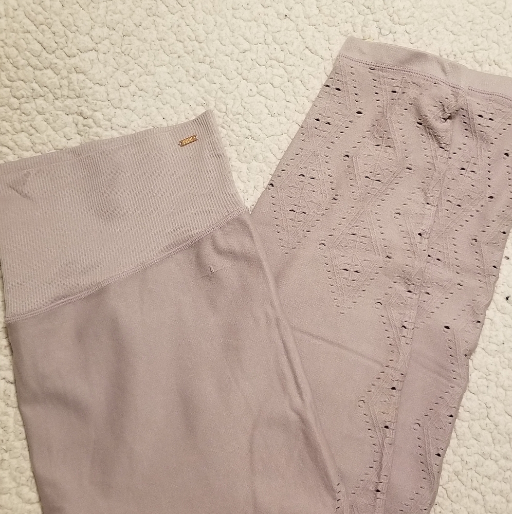 Pink sport leggings